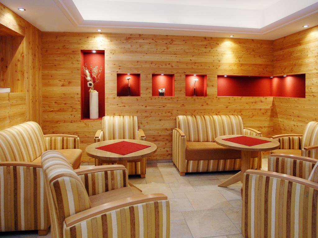 Hotel Konradin キュータイ エクステリア 写真