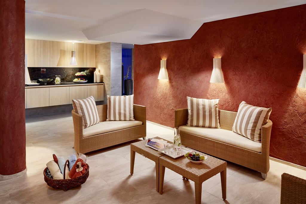Hotel Konradin キュータイ エクステリア 写真